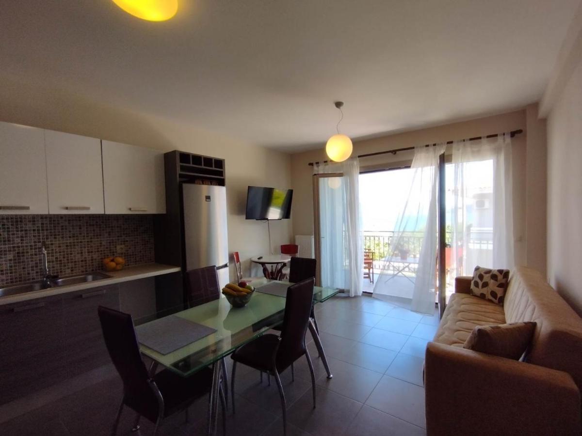 D'Angelos Apartments كارافوميلوس المظهر الخارجي الصورة