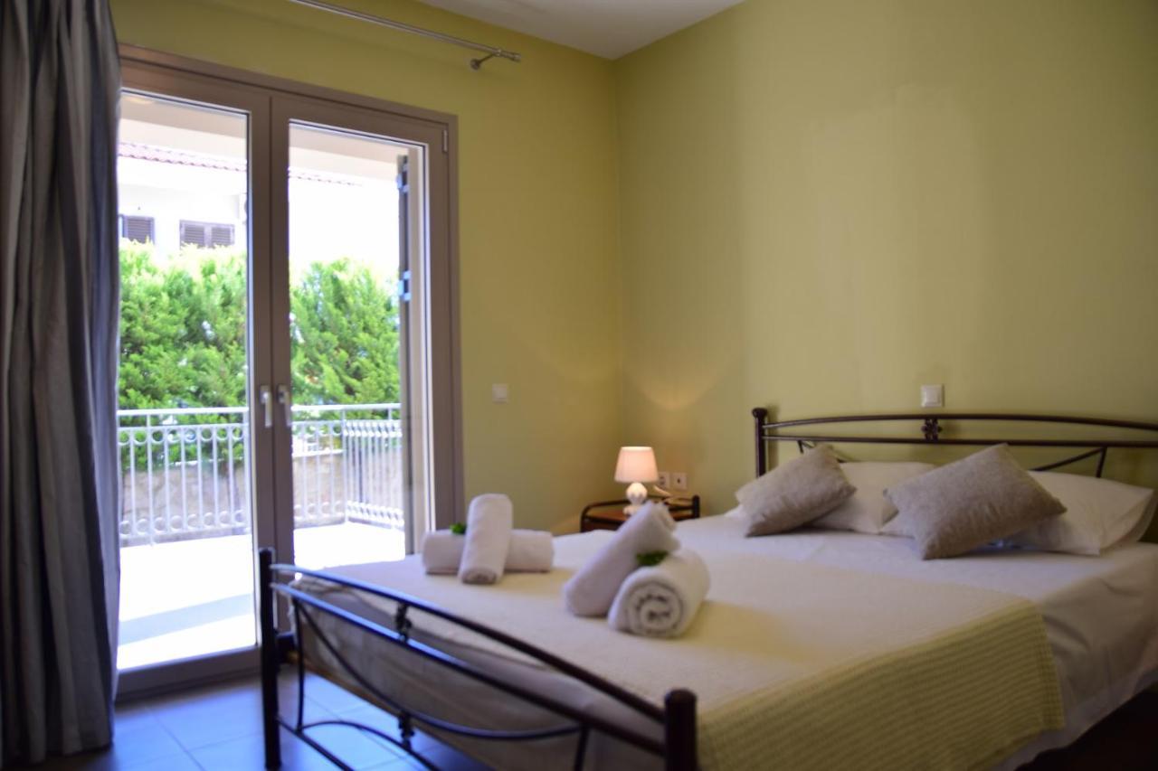 D'Angelos Apartments كارافوميلوس المظهر الخارجي الصورة