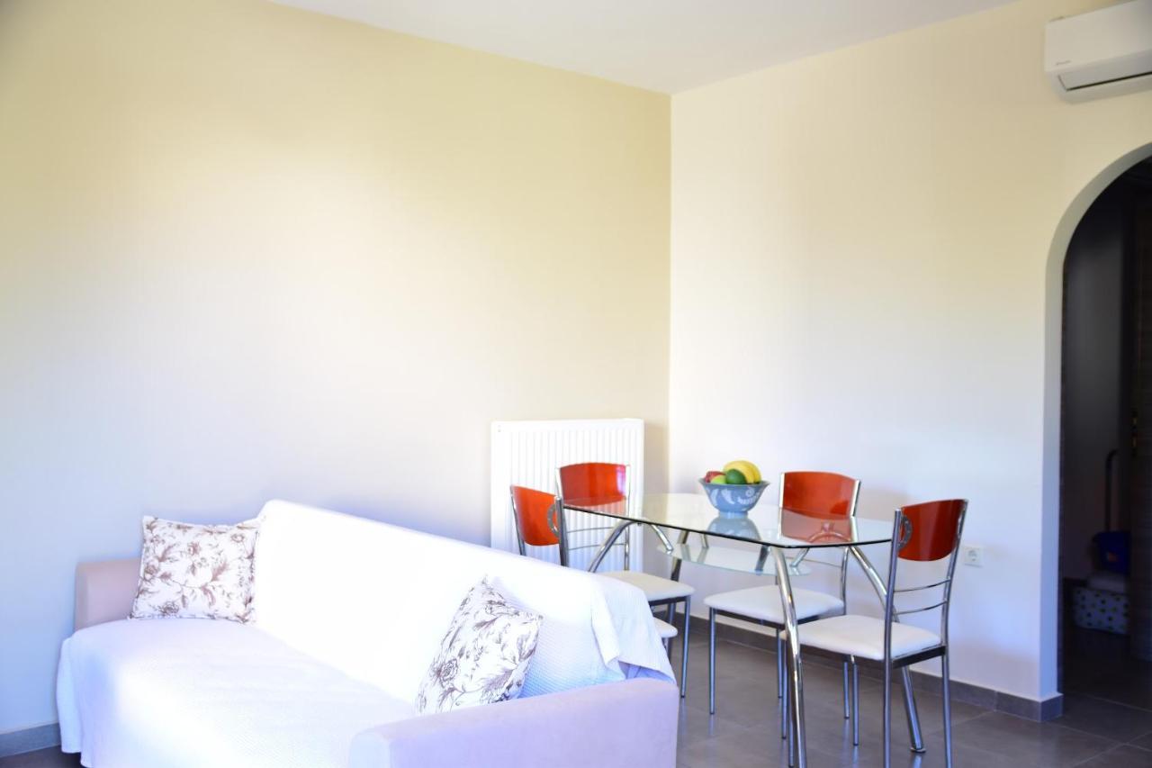 D'Angelos Apartments كارافوميلوس المظهر الخارجي الصورة